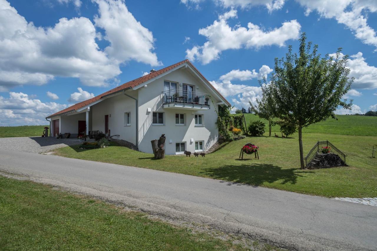 Ferienhof Weber Wohnung Fichte Neukirch  Exterior photo